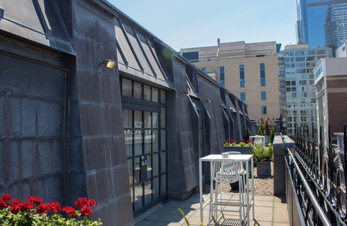 Old Montreal Apartment | Hotel Gault
