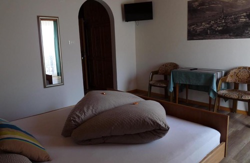 Vezzano Hotel | Hotel Pension Vetzanerhof