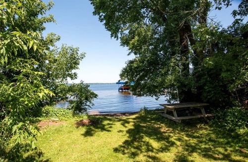 Fenelon Falls House | House ∙ 1 bedroom ∙ 8 guests