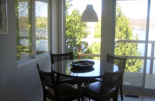 Frontenac House | House ∙ 1 bedroom ∙ 6 guests