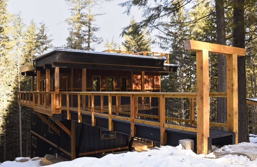 Rossland House | House with bridge, walk around deck, rooftop patio, 24' glass door & much more!
