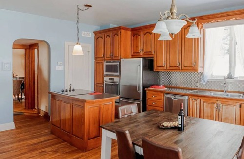 Huberdeau Cottage | Huberdeau Heritage, Beach, Golf, Kayak, BBQ, SPA, Games Room, Near Mt Tremblant