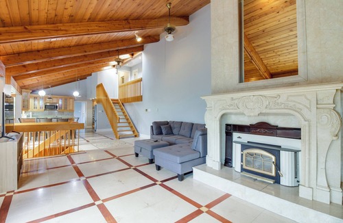Scarborough House | Huge house near bluffers park and beach, 25 minutes to Toronto downtown.