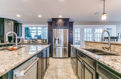 Webster City House | Huge Retreat with Heated Pool And Hot Tub by Briggs Woods Walking Trail and Golf