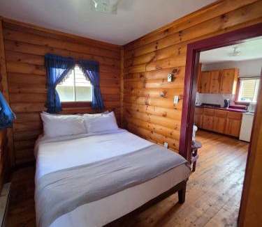 Hunts Point House | Hunts Point 1-BR Coastal Retreat - Cottage # 5