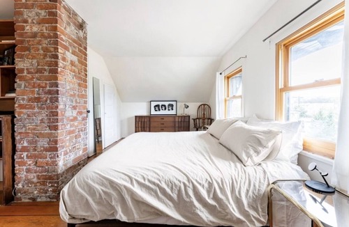 Downtown Eastside House | Iconic Historic Strathcona Home