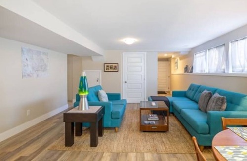 Kelowna Central Business District Apartment | Ideal Downtown Location