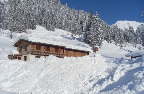 Saint-Gervais-les-Bains Ski Chalet | in Bionnassay individual mountain chalet (St-Gervais)