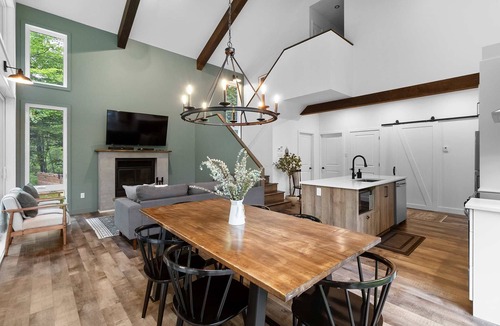 Magog Ski Chalet | In nature - Spa - Forestier