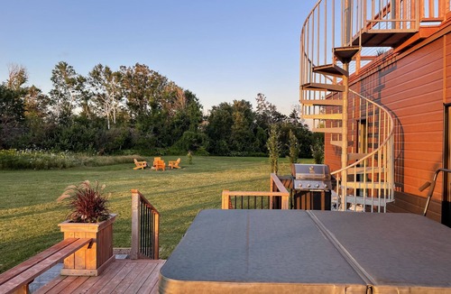Green Gables Cottage | In the Heart of Cavendish, Modern Ocean View Cottage