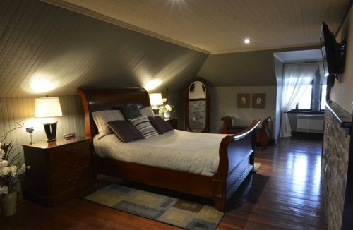 Matane House | In the heart of Matane, the Bruine Océane Inn is a little gem ready to welcome y