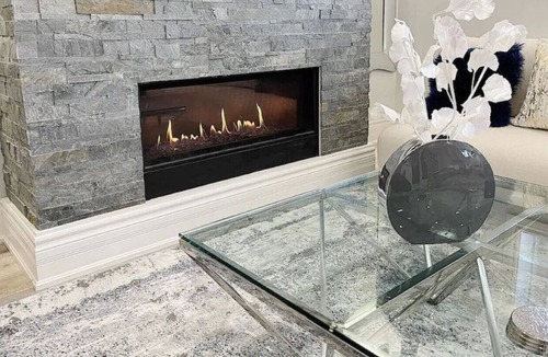 Crystal Beach House | In The Moment Premium Suite