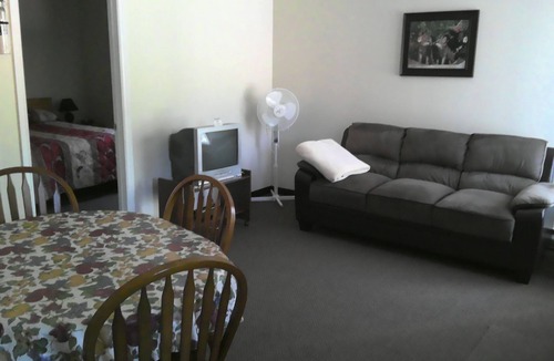 Indian Bay Resort | Indian Bay Cottages Cottage, Come ask a question