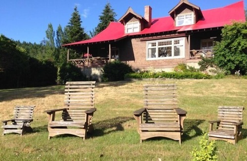 Salt Spring Island House | Indoor Pool, Beach Access, Heritage Home, Sleeps 10, Five Bedrooms, Close 2 town