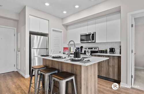Inglewood House | Inglewood Luxury King Bed Parking Netflix#15