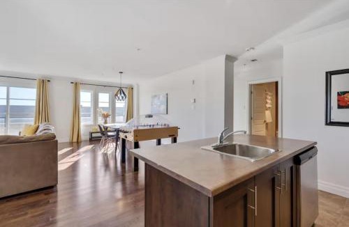 Boischatel Apartment | INITIAL - ESPACE SOLEIL - Chutes-Montmorency + VUE