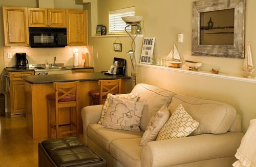North Saanich Bed & Breakfast | Inlet Beach House B&B