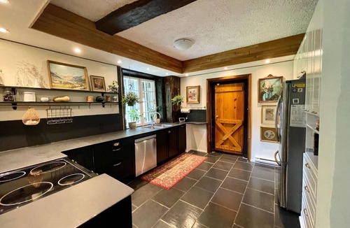 Cantley Ski Chalet | Insta-worthy artist’s retreat with amazing gazebo