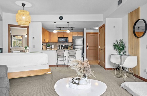 Canmore Condo | ⭐️InstantSuites-Romantic Mt. View Suite|Banff⭐️