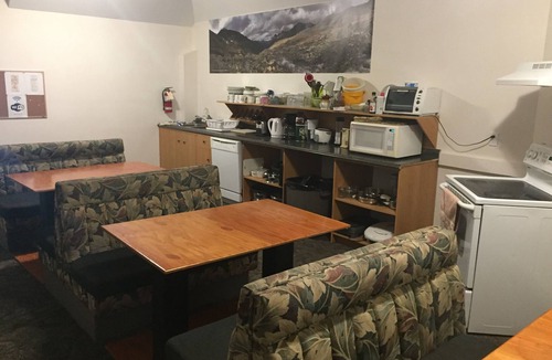 East Kootenay Hostel | Invermere Hostel