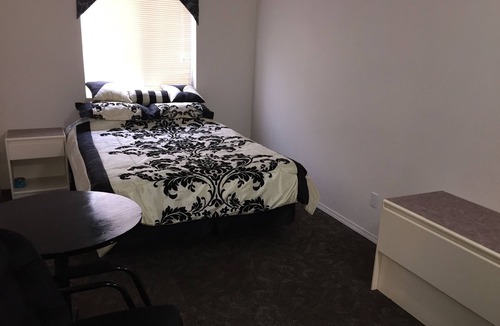 East Kootenay Hostel | Invermere Hostel