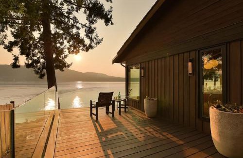 Brentwood Bay House | Island Luxury Oceanside Estate