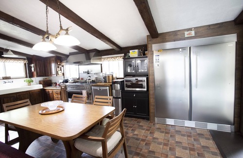 Georgian Bay Cottage | Island Retreat in Honey Harbour, Georgian Bay