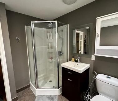 Sudbury Apartment | Jazzle Home