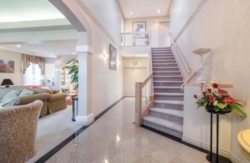 Seafair House | Jessicahouse ltd.