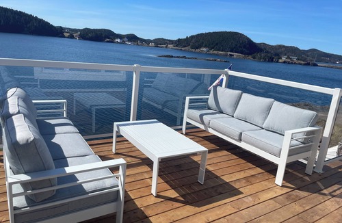 Newfoundland House | Julia’s Landing - 10km from Twillingate