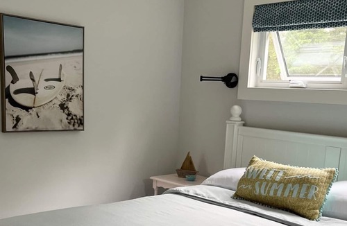 Kingsburg House | Just listed! Cozy ocean view guest house overlooking spectacular Kingsburg Beach