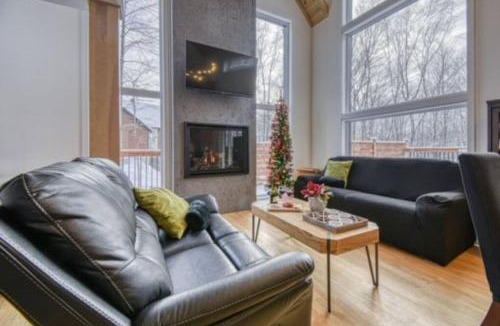 Amherst Ski Chalet | Kanata Tremblant Modern Rustic Chalet Private Spa
