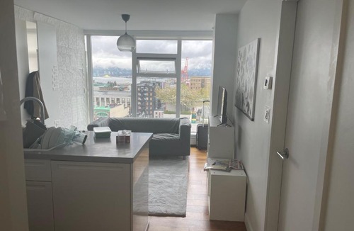 Crosstown Apartment | keeferplace apartment