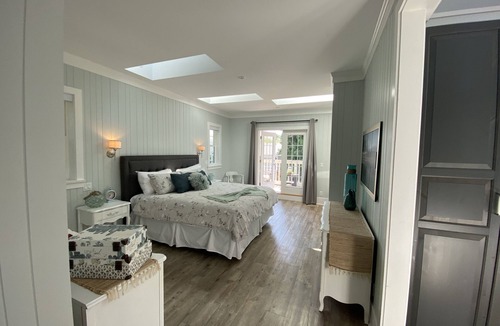 Central Okanagan Bed & Breakfast | Kelowna Bed and Breakfast