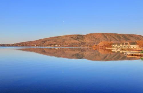 Whycocomagh Resort | Keltic Quay Cottages & Bayfront Lodge