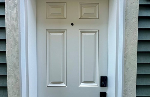 Southwest Edmonton House | Keswick Comfy & Serene Private Retreat | 16 mins to YEG & WEM | 2Beds