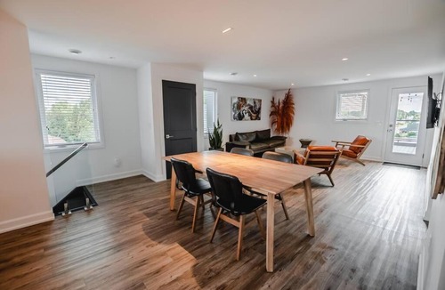 Cornwall Apartment | Khlozy Escape the ordinary. (Feonho)