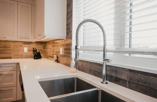 Cornwall Apartment | Khlozy Escape the ordinary. (Feonho)