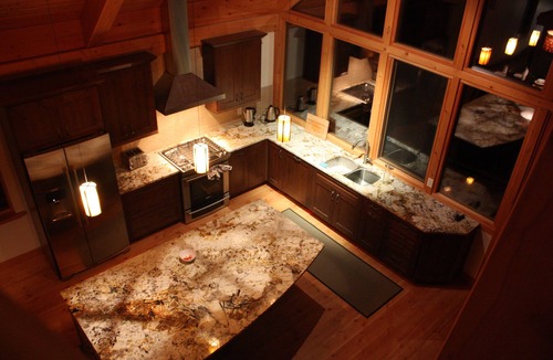 Golden Ski Chalet | Kicking Horse ski Chalet Great views,2 wood fires, hot tub, sauna, heated floor