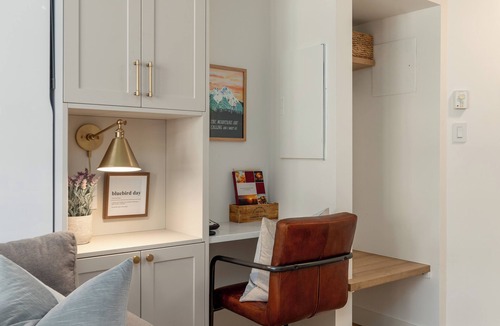 Whistler Cay Heights Apartment | KING Bed - Premium Hotel Style Suite - Centrally Located Steps from from Village