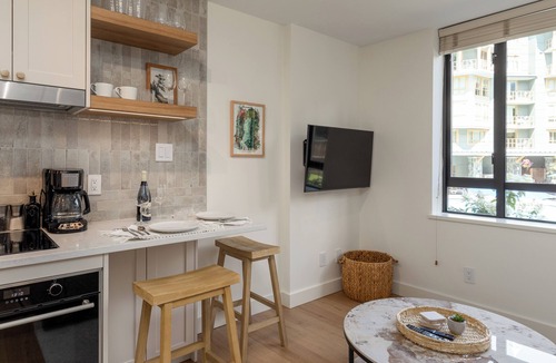 Whistler Cay Heights Apartment | KING Bed - Premium Hotel Style Suite - Centrally Located Steps from from Village