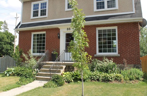 Dundas House | King's Court Rental Home: Your home away from home close to McMaster University