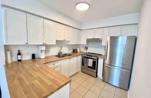 King West Village Apartment | King West Private Rooftop Retreat