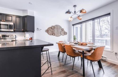 Mont-Tremblant House | L'Érablière Tremblant Ski Inout Condo W 2bdrs