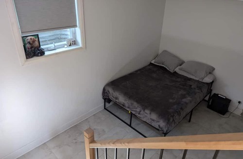 Vieux-Saint-Jean Apartment | L'Annexe (32+ nights)