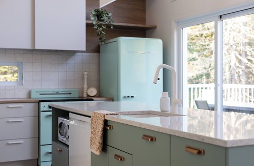 Shannon House | L'intemporel - half modern half vintage. Best for family and friends