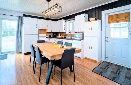Saint-Paul-de-Montminy House | L'oasis DU Massif - Spa, Bbq, Foyer et Plaisir !