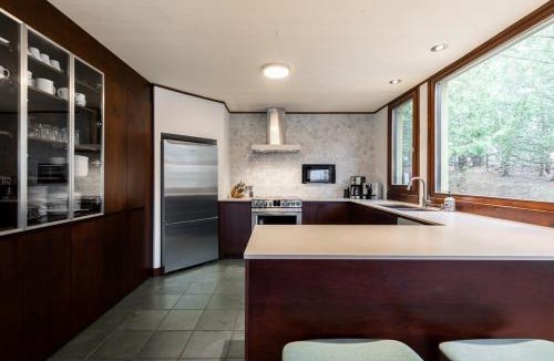 Orford House | L'Orford VIEW POOL TENNIS SPA