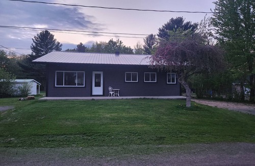 Saint-Ignace-de-Loyola House | La 1171A - Maison au domaine privé
