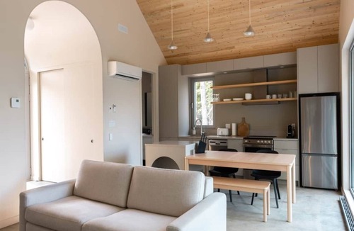 Amherst Ski Chalet | La Niche Kanata Tremblant (260 Retour-aux-Sources)